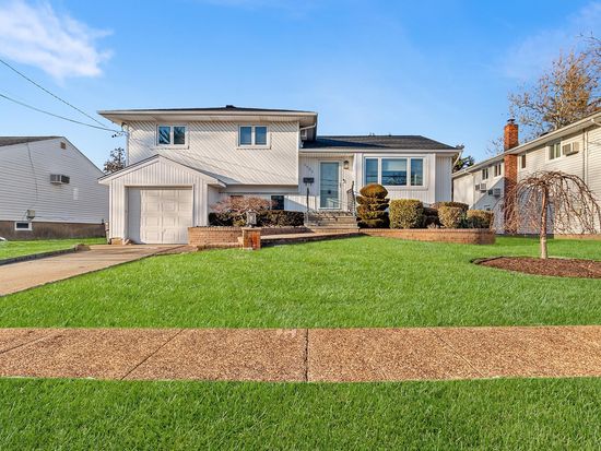 2485 Williams Court, Bellmore, NY 11710
