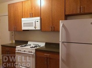 1435 W Sherwin Ave #1, Chicago, IL 60626