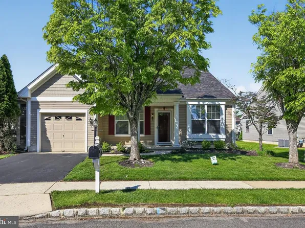 8 IMPATIENS COURT, MARLTON, NJ 08053