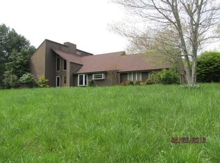 4135 Tate Springs Rd, Big Stone Gap, VA 24219