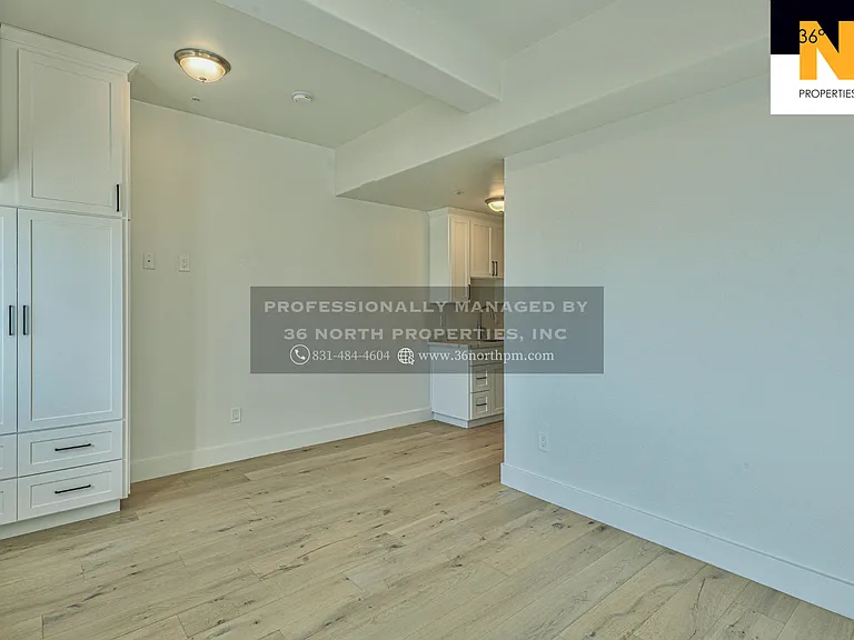 301 Main Street — Photo 4