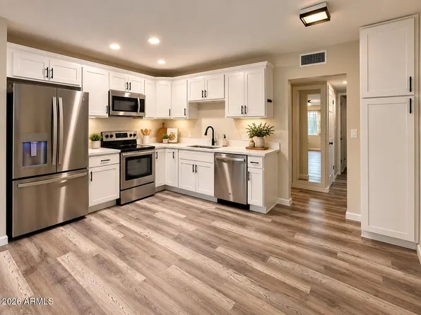 3425 W GOLDEN Lane, Phoenix, AZ 85051