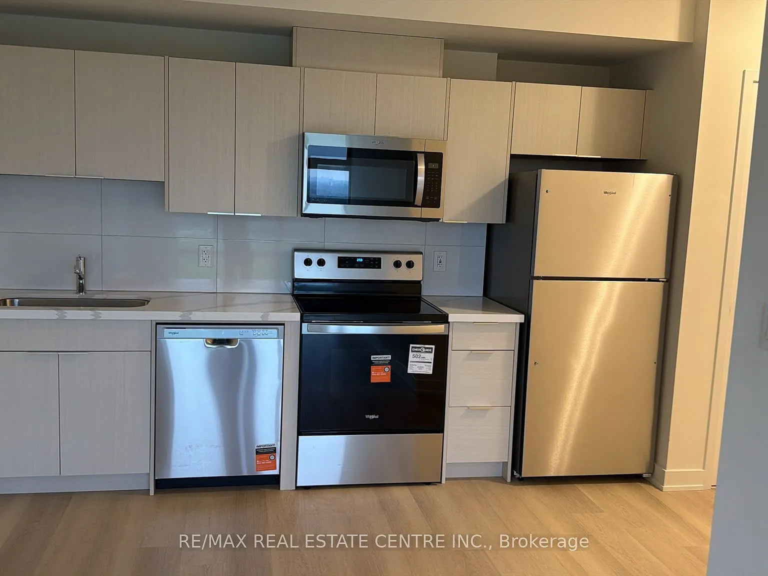 2 bed, $2,500 — Photo 2