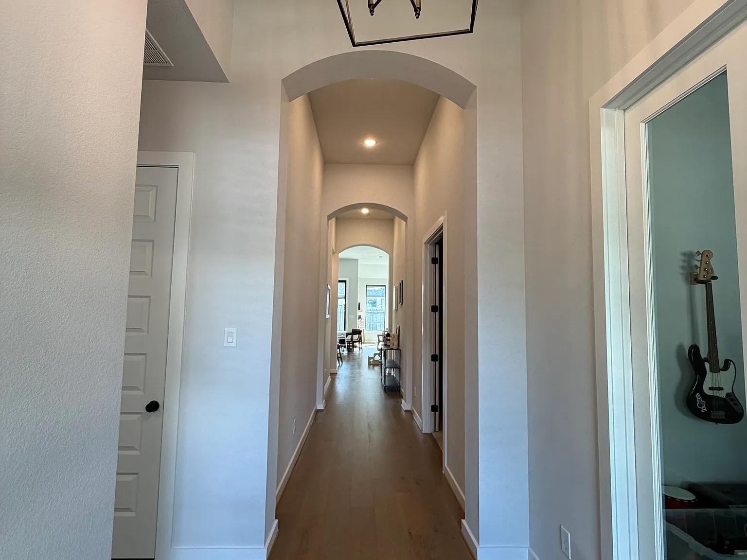 4 bed, 4.5 bath, 2980 sqft, $3,575 — Photo 2