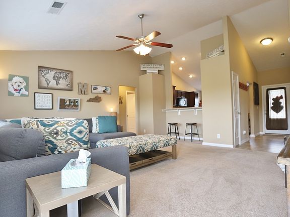 5th image of 3601 Bronson Ln
