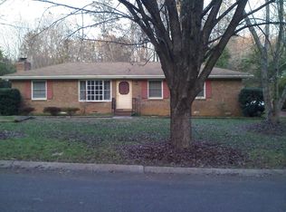 1335 Fox Run Drive, Charlotte, NC 28212