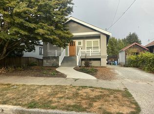 3227 41st Ave SW, Seattle, WA 98116