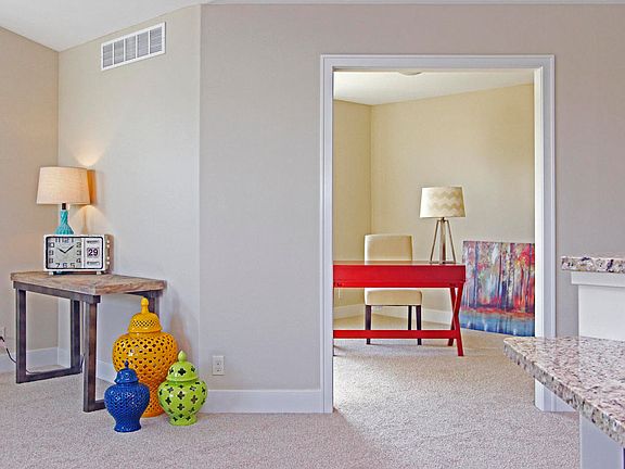 5th image of 11488 S Lake Dr #121