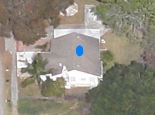 2715 6th St W, Bradenton, FL 34205