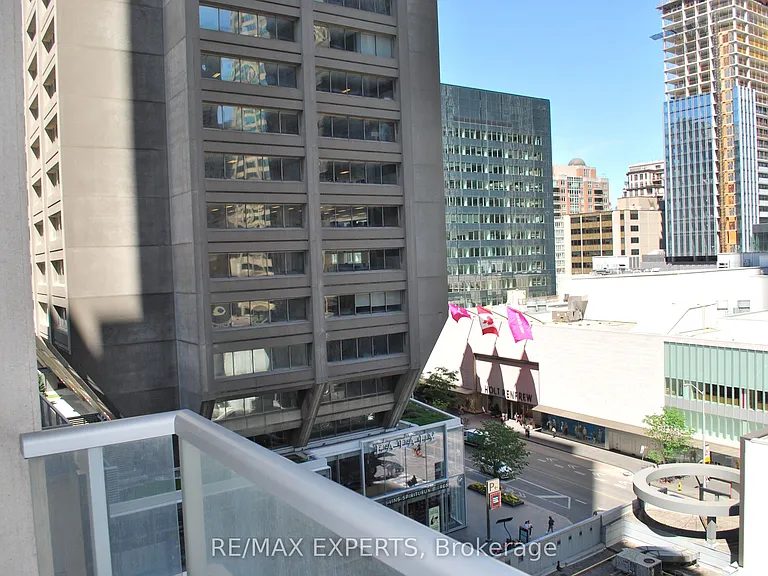 35 Balmuto St #803 — Photo 9