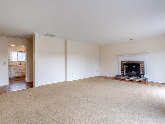 80 North Main Street