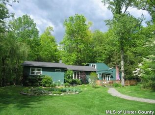 23 Hasbrouck Ln, Woodstock, NY 12498