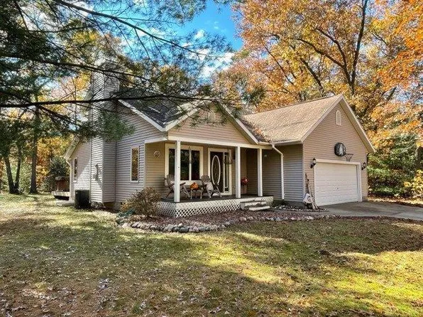 771 Holton Whitehall Rd, Whitehall, MI 49461