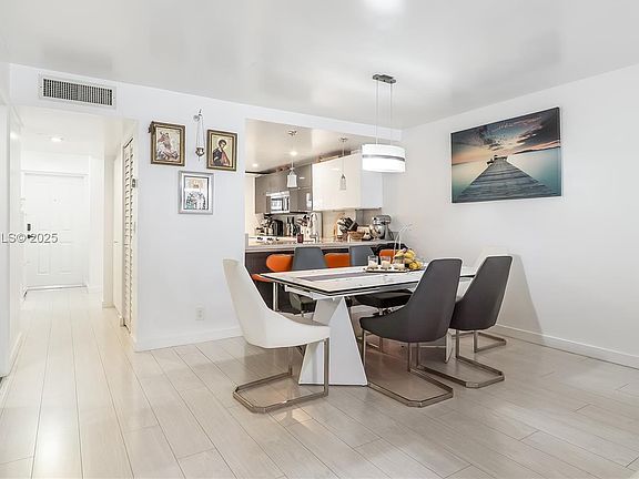 5th image of 2029 N Ocean Blvd APT 404