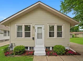 608 Glenwood Ave, Elgin, IL
