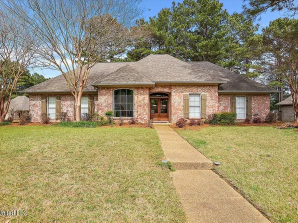 106 Hartfield Dr, Madison, MS 39110