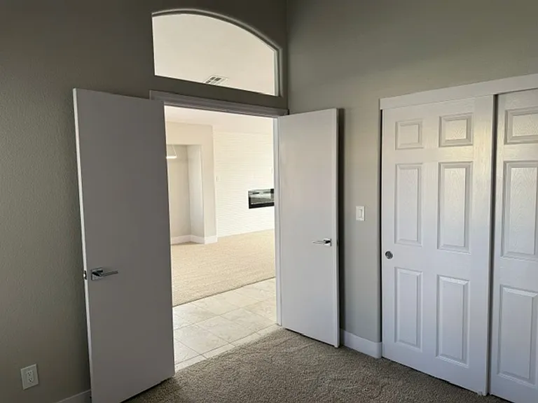 7873 Bridgefield Ln — Photo 44