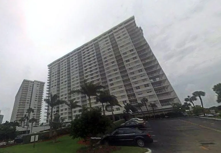 500 Bayview Dr #30 — Photo 4