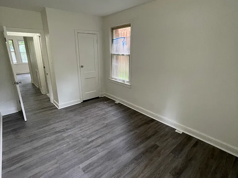303 Parkland Pl SE #1 — Photo 8