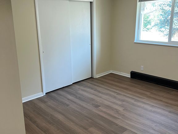 5th image of 113 E Golgotha St #301