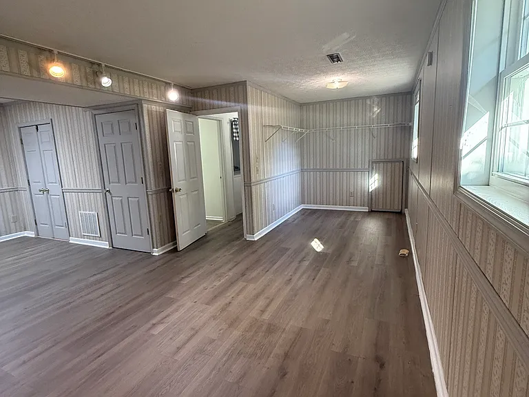 6352 W Donnagail Dr — Photo 12