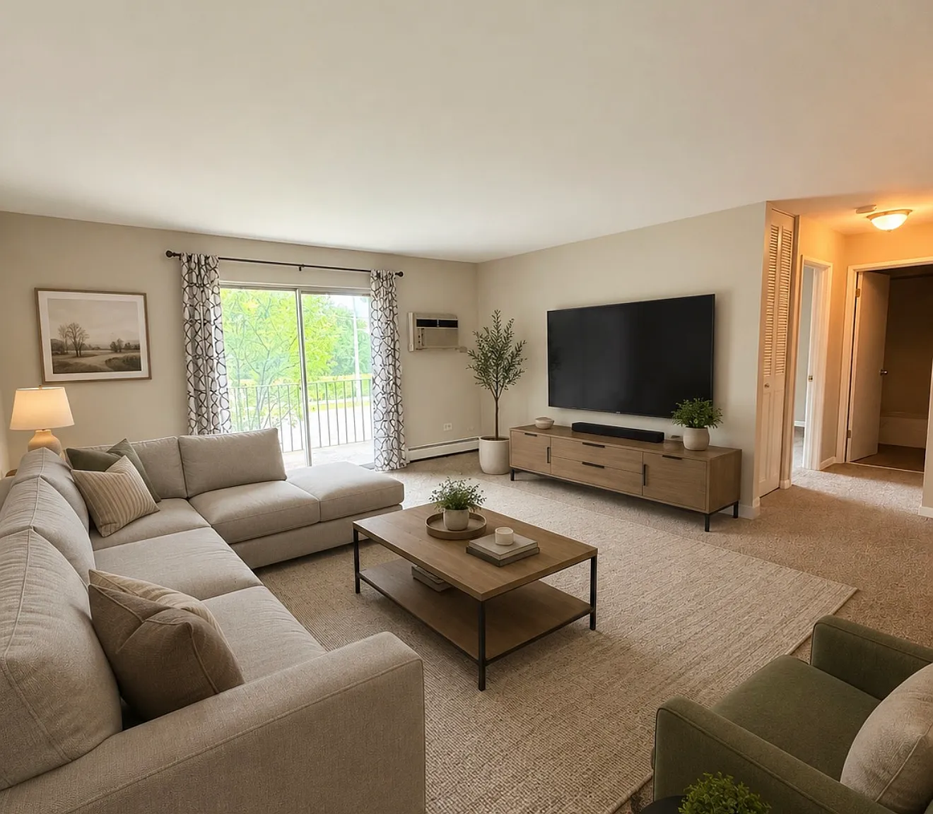 205 W Miner St — Photo 4