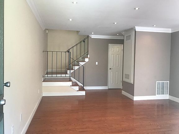 5th image of 1420 Forest Glen Dr APT 52