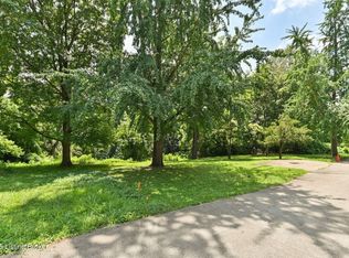 65 Warren Rd, Louisville, KY 40206