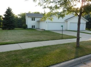 6671 Traveler Trl, Windsor, WI 53598