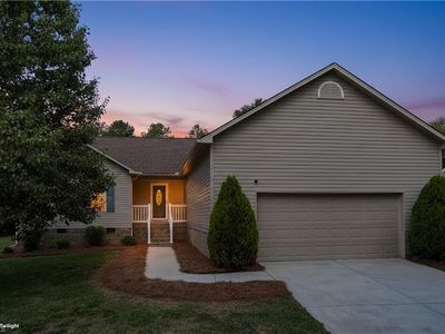 2465 Featherstone Ct, Trinity, NC, 27370