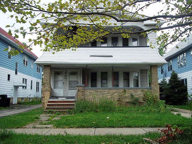 1st image of 3572 E 154th St