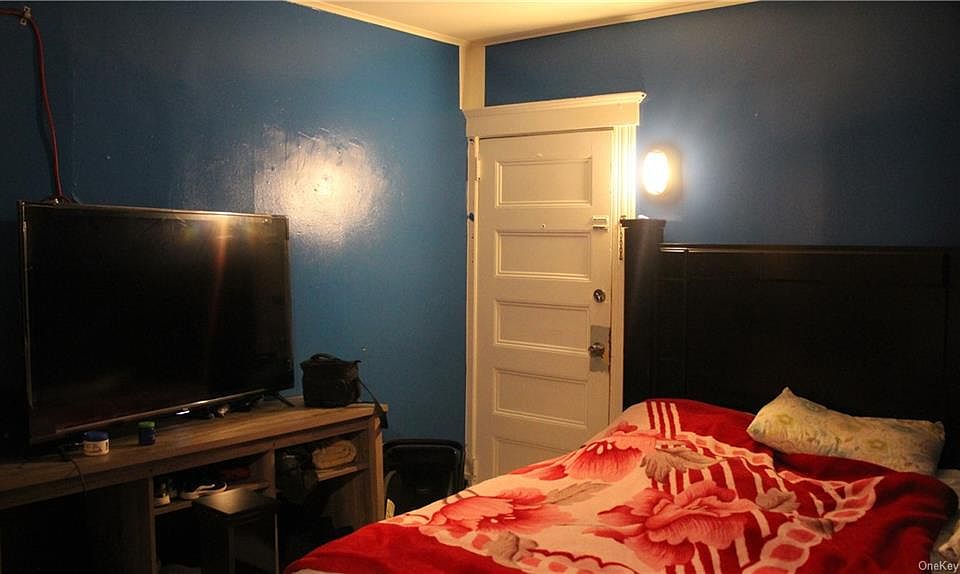 2nd image of 2 Forest Ave #2C