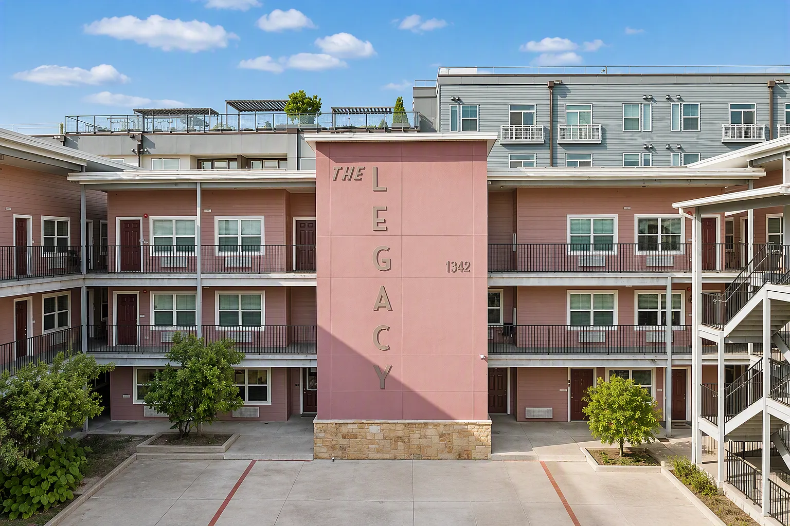 Legacy Willows — Photo 1
