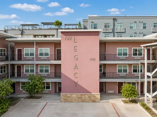 Legacy Willows