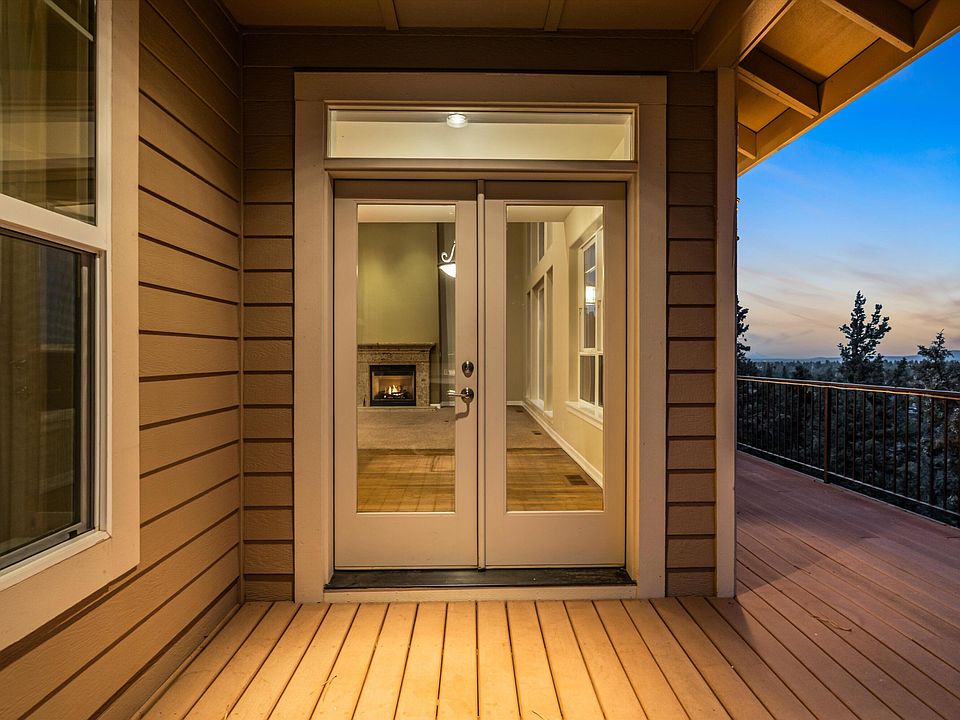 3269 NW Fairway Heights Dr, Bend, OR 97703 | Zillow