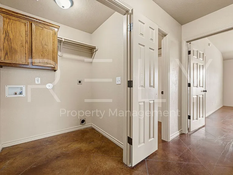 603 W Karey Dr — Photo 14