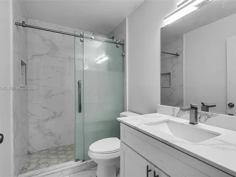 645 NW 15th Ave #2 — Photo 22