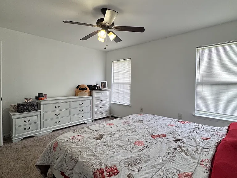 134 Lacey Ln — Photo 9