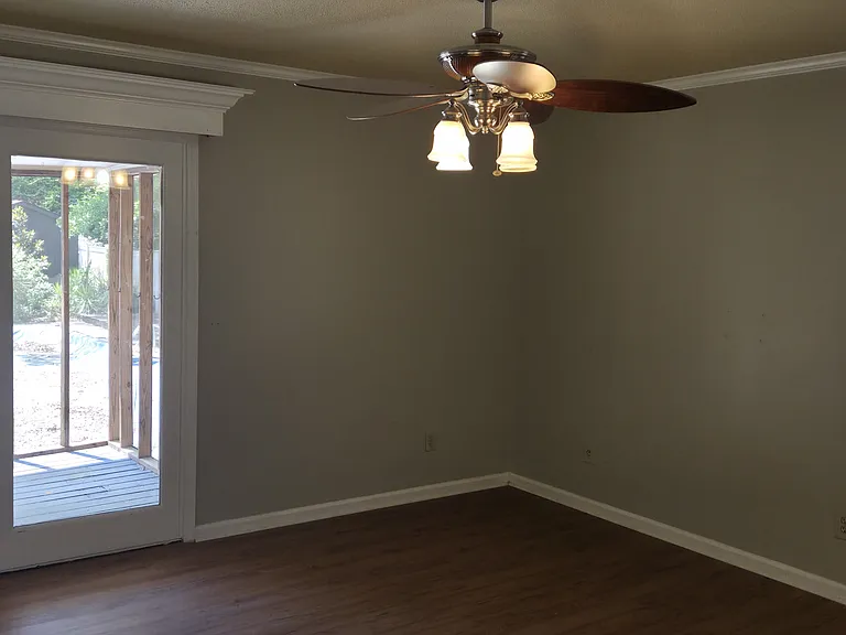 124 Cedar Vale Dr — Photo 9