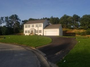 4 Sweet Amandas Way, Plymouth, MA 02360