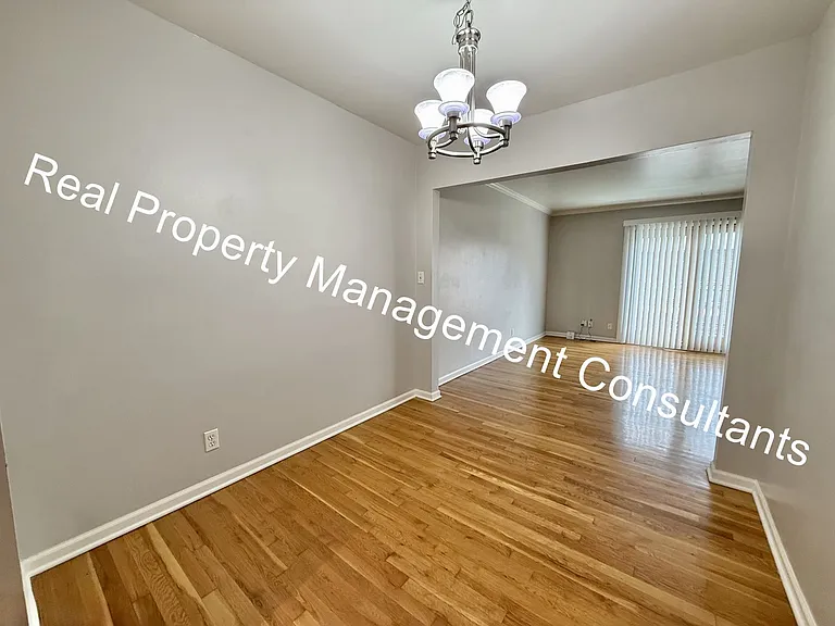 4211 Clark Ave #3 — Photo 5