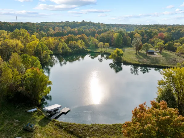 125 South, Avilla, IN 46710