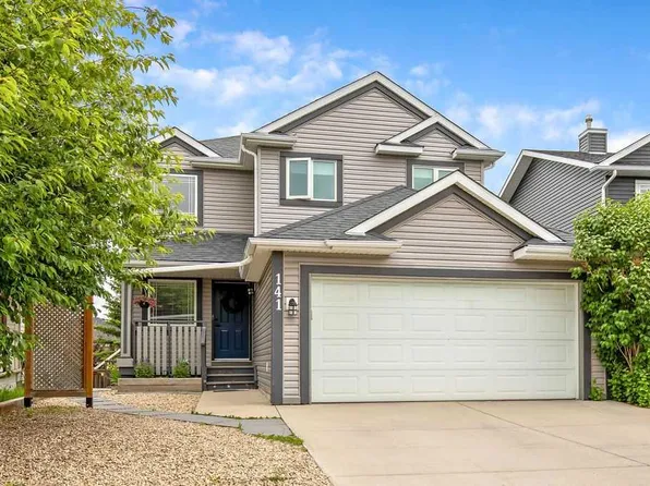 141 SE Somerset Cir SW, Calgary, AB T2Y 3P7