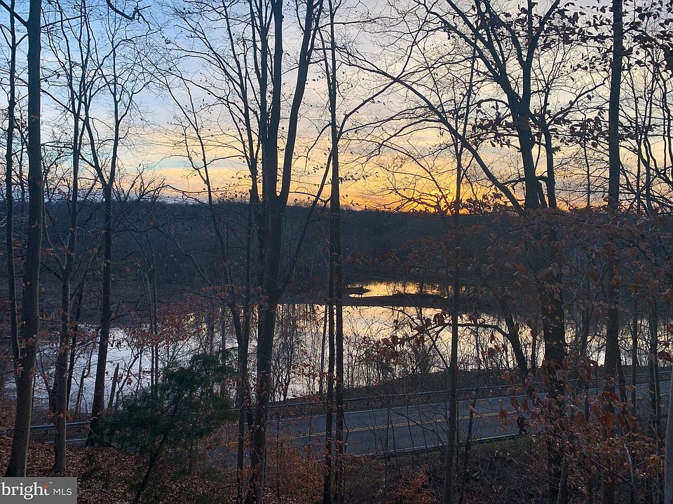 6121 Occoquan Forest Dr, Manassas, VA 20112 Zillow