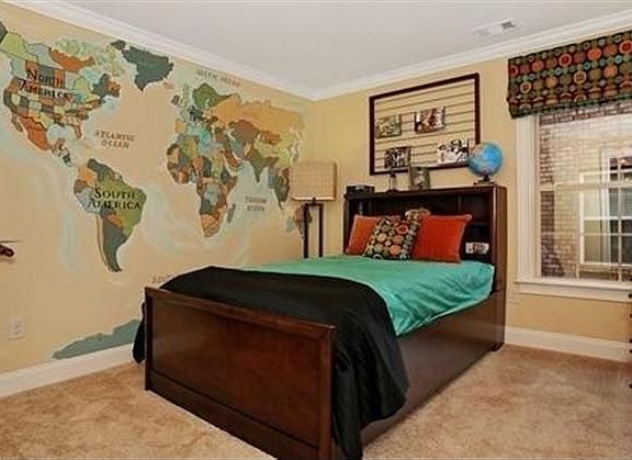 Secondary Bedroom