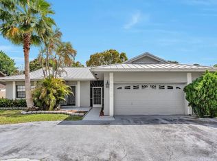 9720 Carousel Cir S, Boca Raton, FL 33434