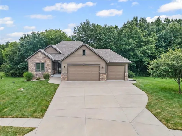 11217 Taylor Dr, Liberty, MO 64068