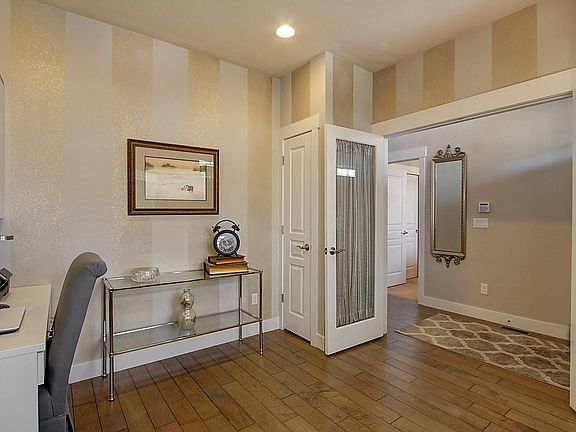 4th image of 5064 Uinta St