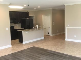 6856 Lakeview Rd APT A, Lenoir City, TN 37772