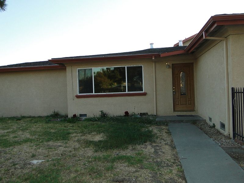 1st image of 462 Massar Ave